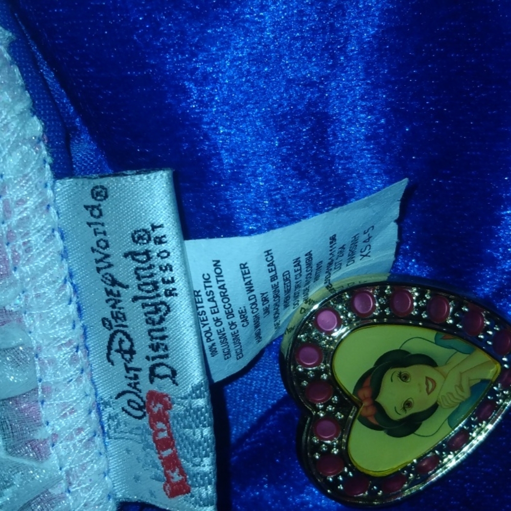 XS kids SNOW WHITE